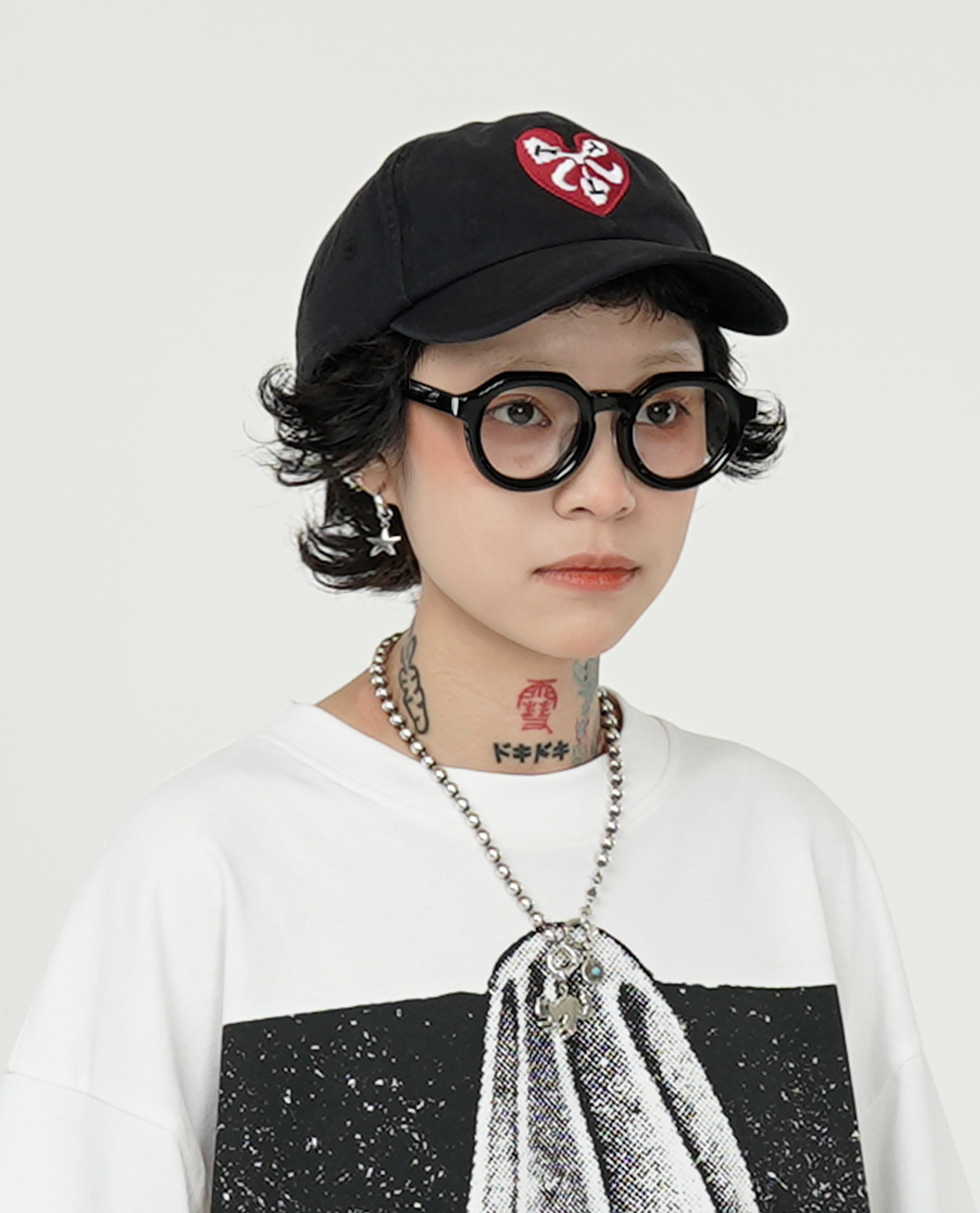 The Trilogy Tapes HEART 6-PANEL - 25SS