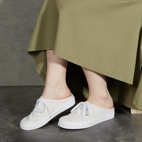 VANS AUTHENTIC MULE 全白 穆勒 懶人鞋 男女款 休閒 VN0A54F7QLZ