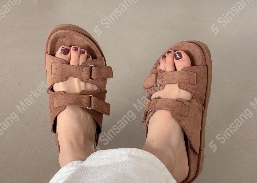 SH4354 可調節束帶微增高涼鞋 *足碼*