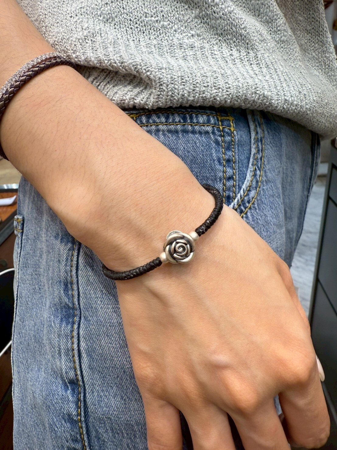 HM4332 925銀復古玫瑰花蜜蠟手鍊