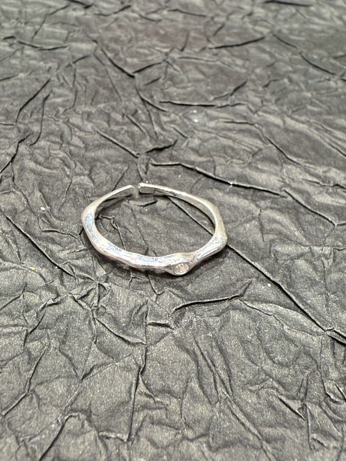 HM4322 925銀超閃光單鑽不規則波浪造型簡約戒指