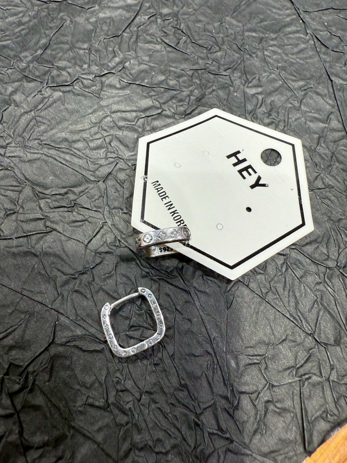 HM4335 925銀老花雕刻方形耳扣