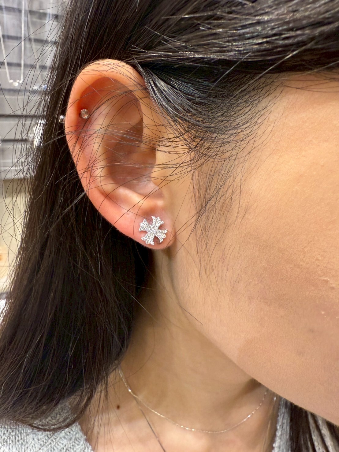 HM4368 925銀微鑲滿鑽個性克羅心十字架耳環