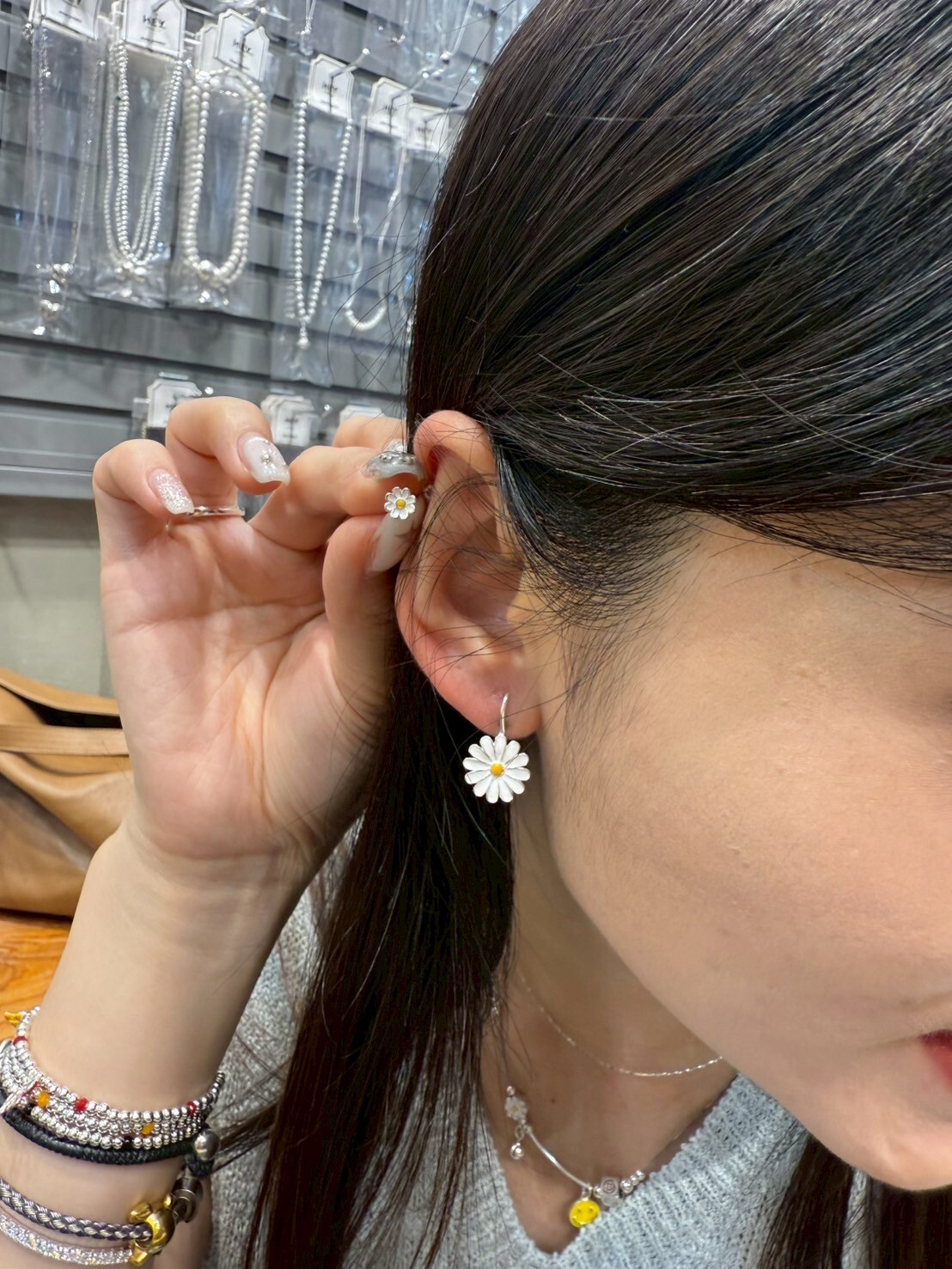 HM4344 925銀夏季超火小雛菊耳骨釘