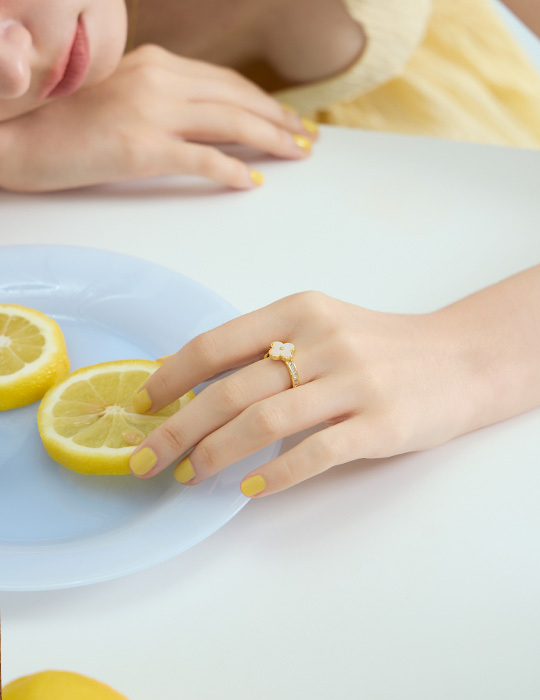 閃耀四葉草可調式戒指