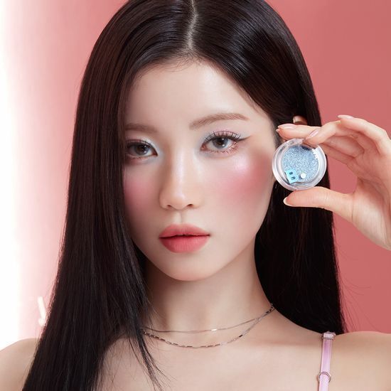 [31/05 - 31/07] Banila Co. Hyper Holo Beam Eye Glitter 1.8g