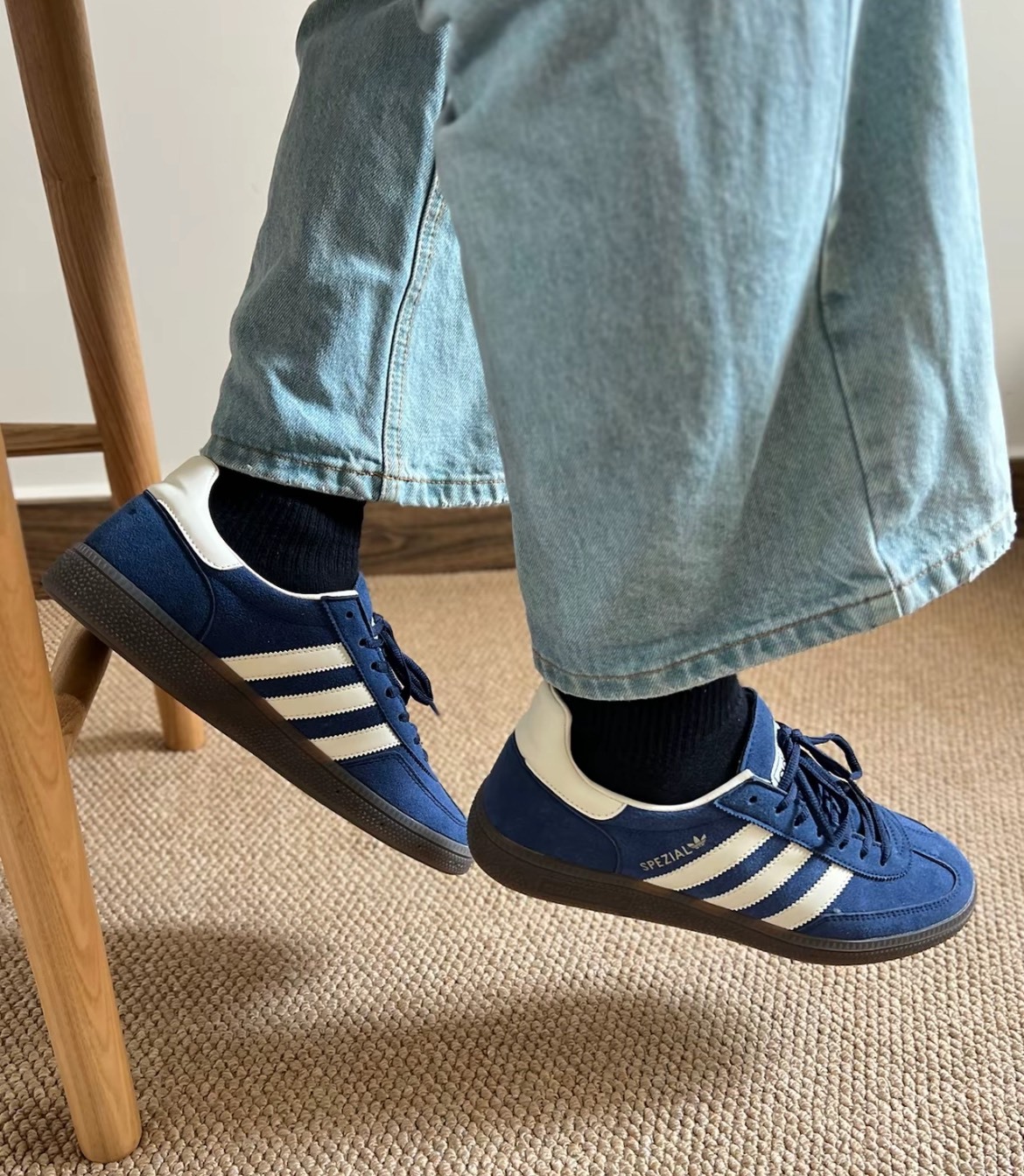 【OWN】Adidas Handball Spezial 球鞋 德訓鞋 麂皮 復古 休閒鞋 不分男女 海藍 IF7087