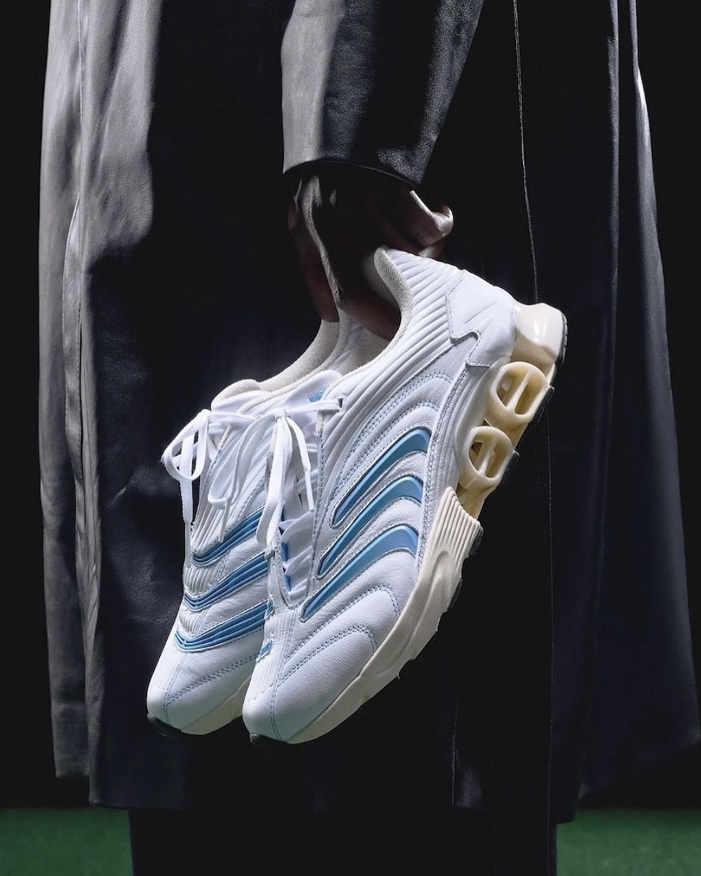 Focus Store】預購Kith x Adidas Predator Megaride 