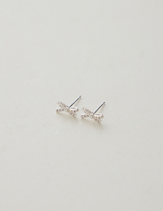 【925純銀】優雅綁帶蝴蝶結。針式耳環