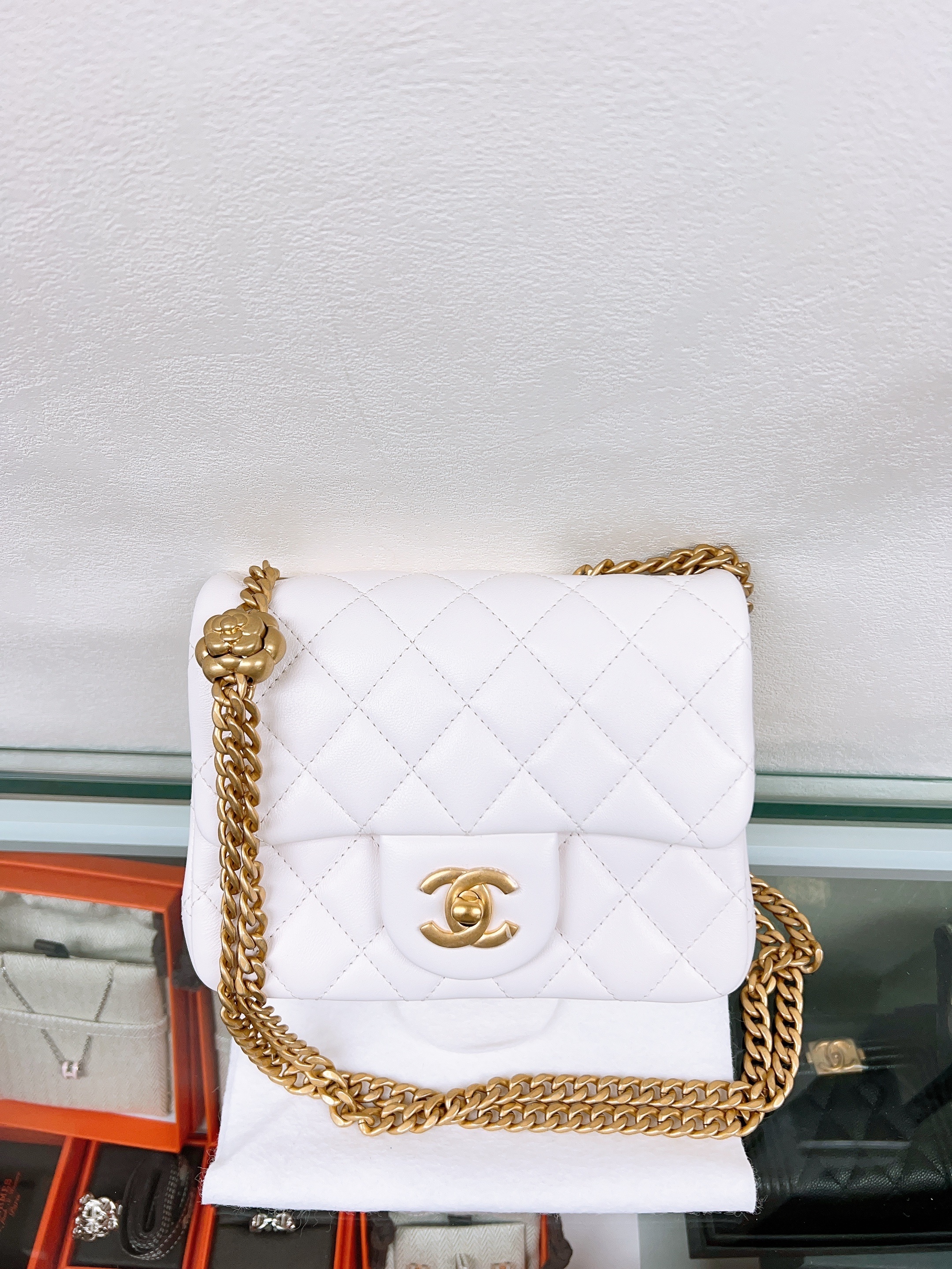 *Unused* Chanel mini square with camellia chain (white GHW)