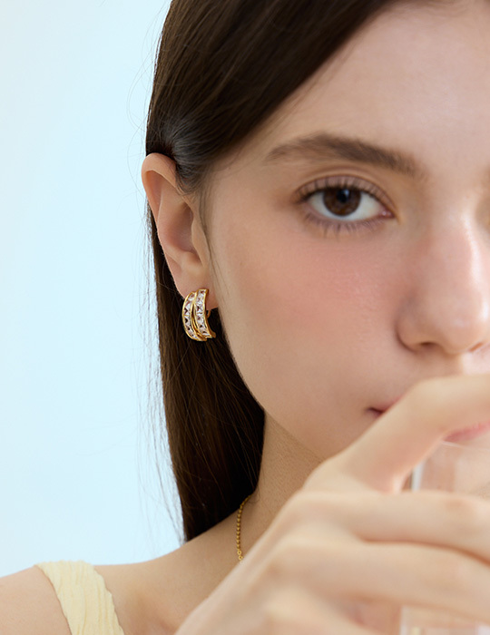 華麗雙排鑽 。夾式耳環