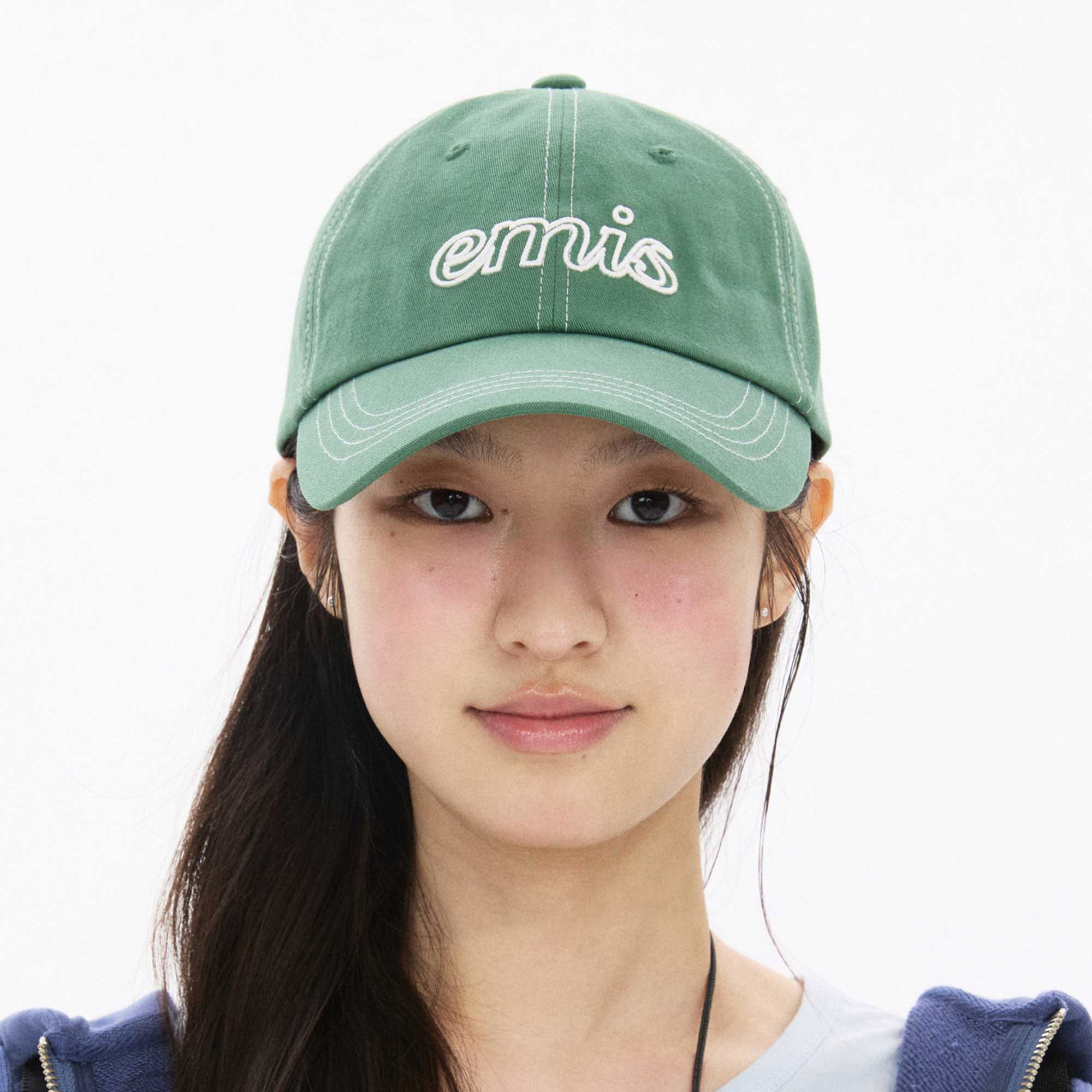 <韓國代購> EMIS LETTERING LOGO WHITE STITCH BALL CAP