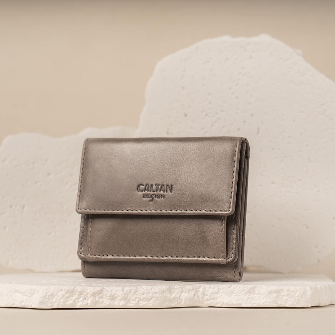 小文藝扣式真皮短夾-四色(075055)