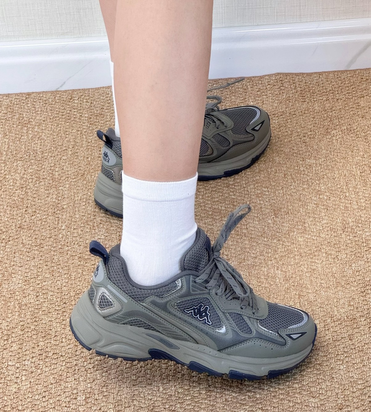 Kappa 羽翼香根草綠跑鞋