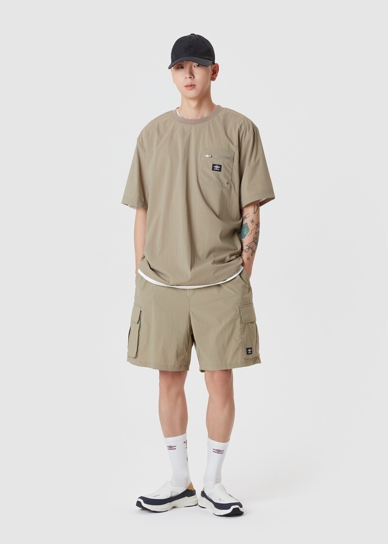【OWN】Umbro 短袖上衣 尼龍 防水 涼感 舒適 口袋 夏季 露營 短T 不分男女 黑色 白灰色 卡其 綠