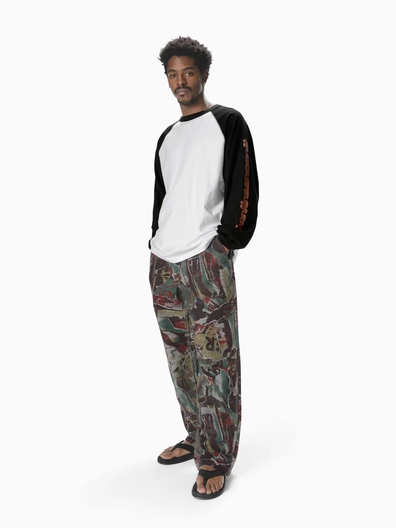 THISISNEVERTHAT INSIDE OUT RAGLAN CREWNECK TN251TSWCW05 BLACK