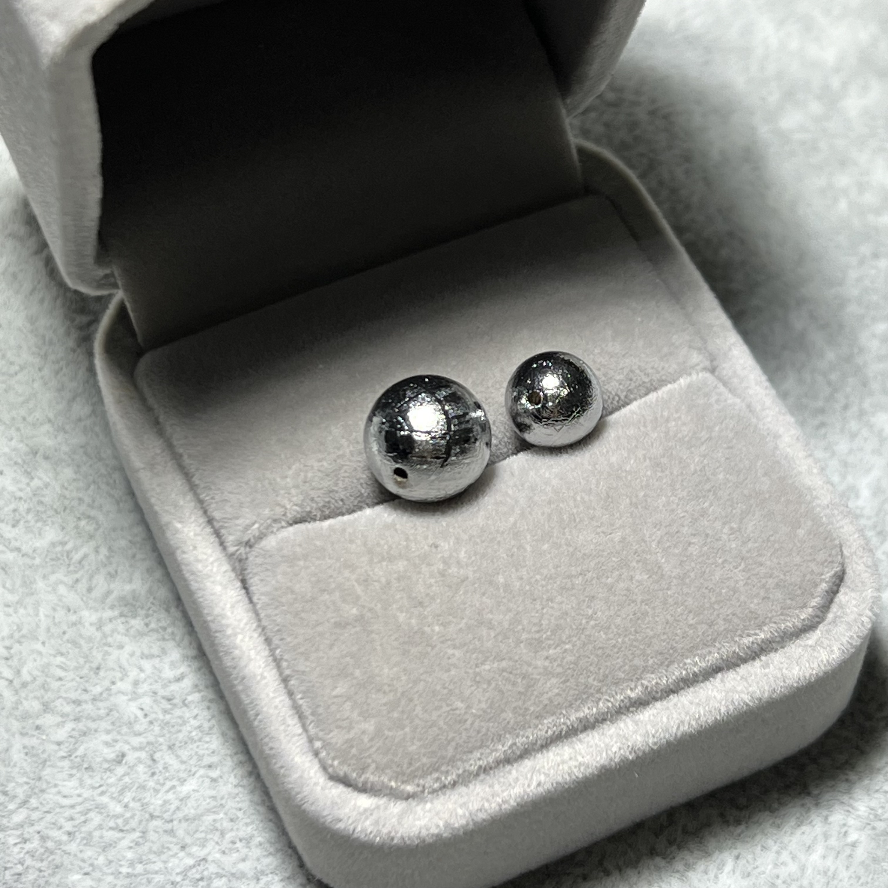 瑞典天鐵隕石圓珠 8mm / 10mm