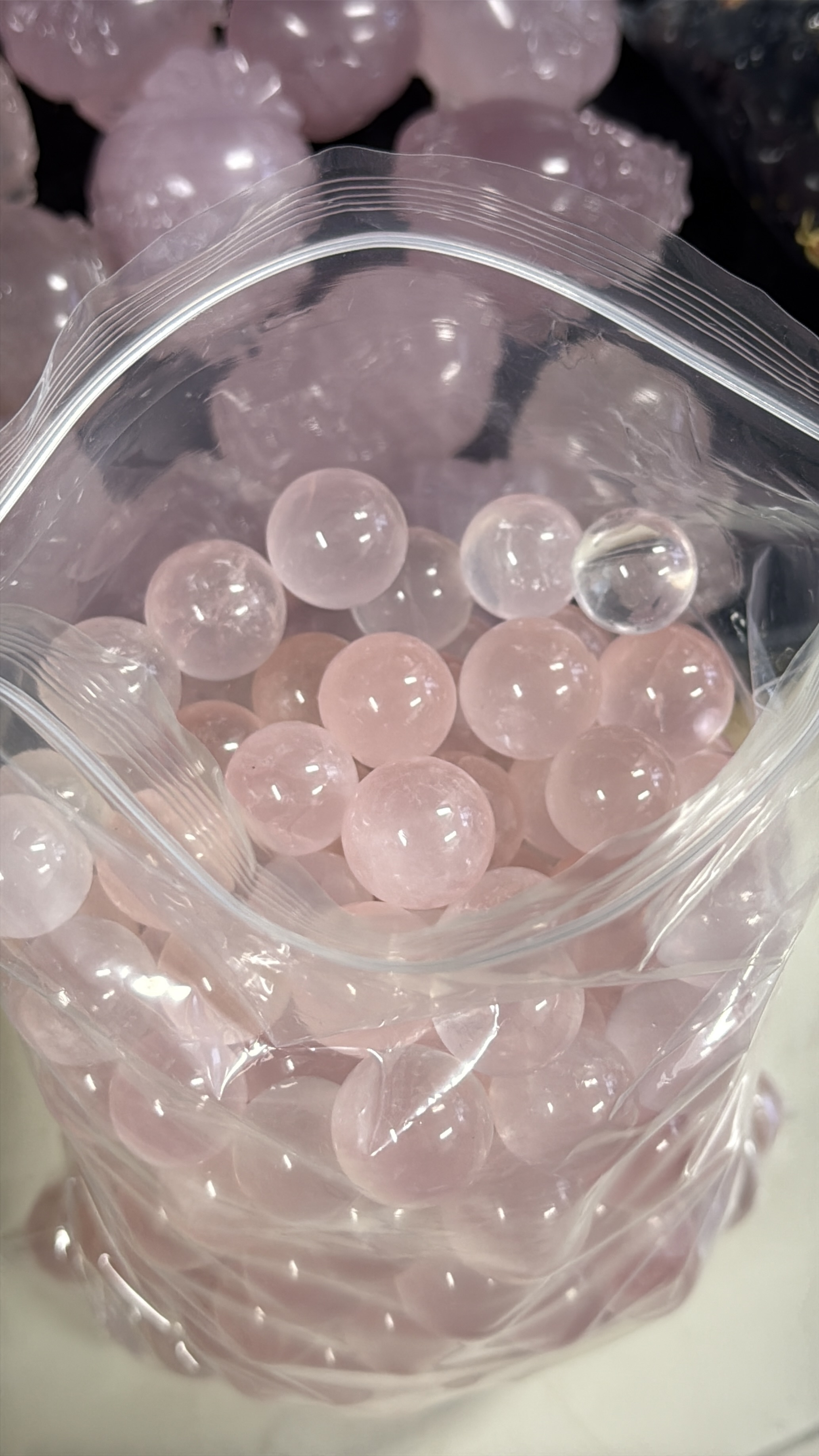 高級數粉晶球 約2cm 一組8粒