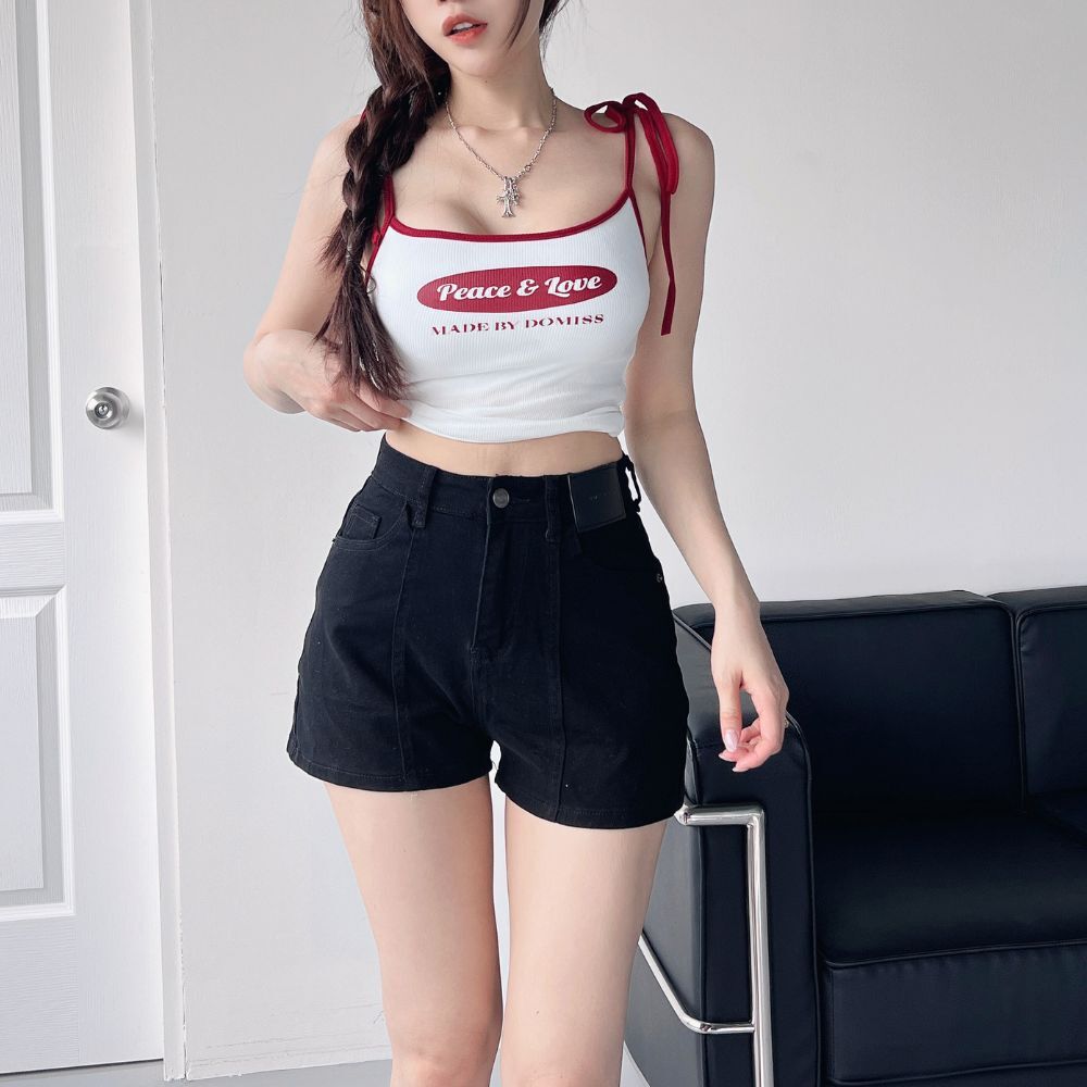 【DOMISS推薦】顯瘦百搭-霧面皮標高腰短褲-2色 短褲 牛仔短褲 (現貨)