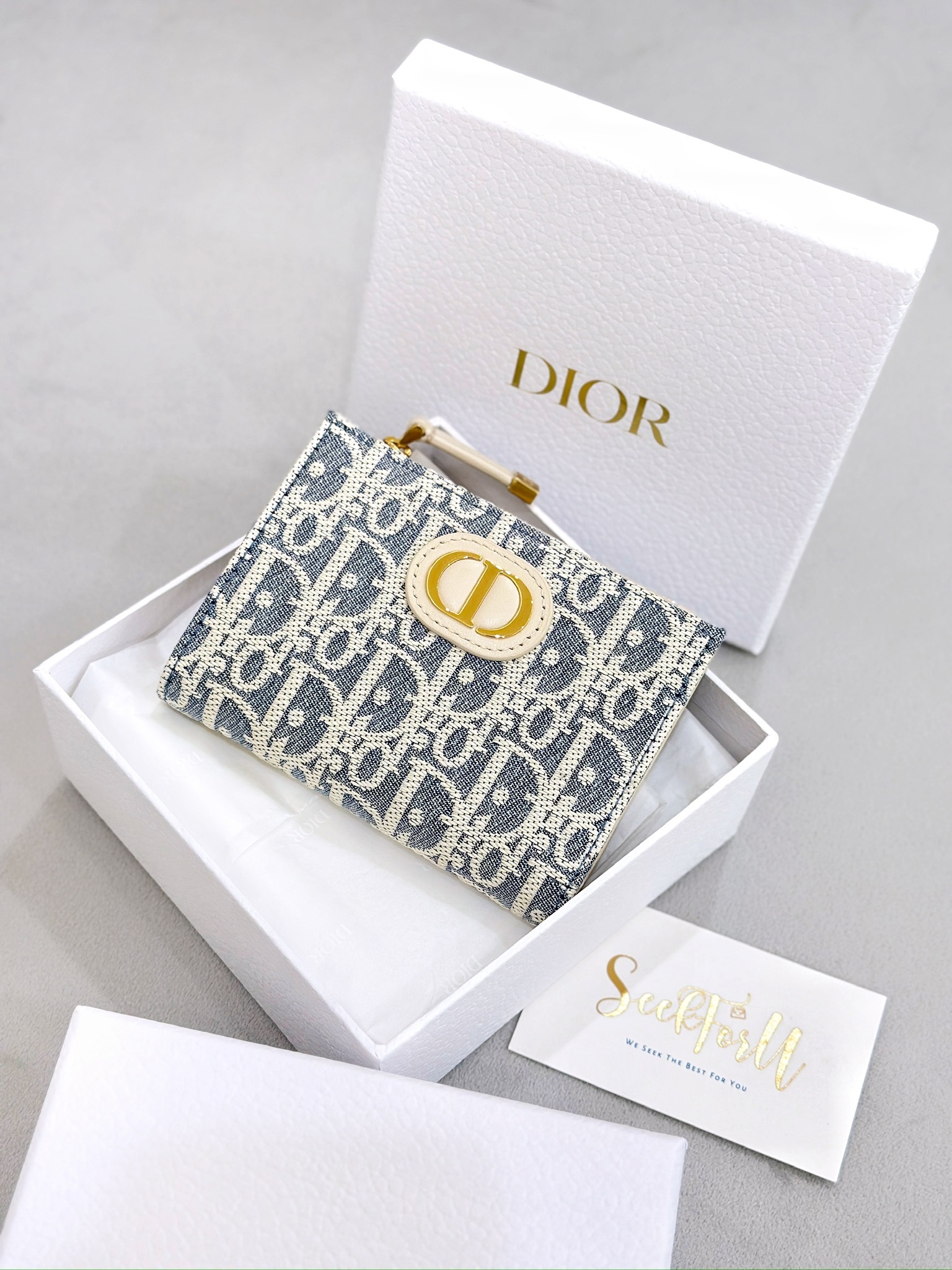 DIOR 30 Montaigne Dahlia Wallet