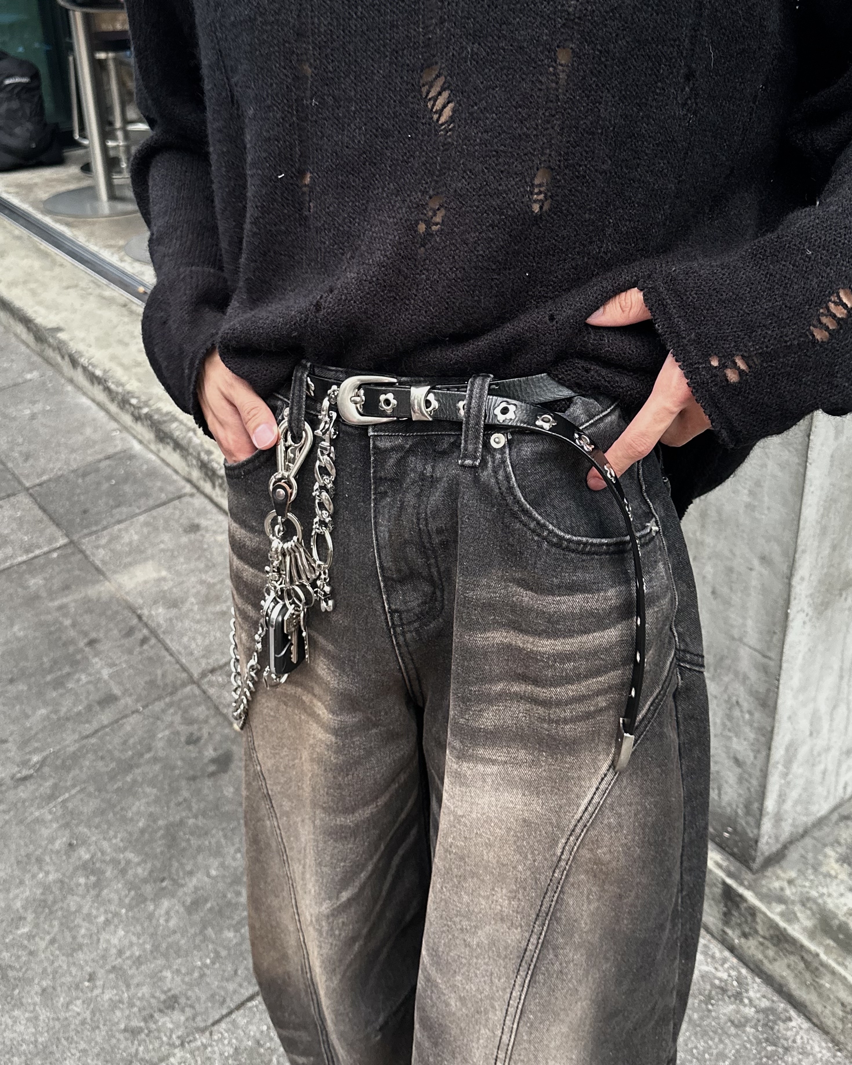 𝐇·𝐓·𝐒 韓國 梅花設計 金屬霧面 花朵扣 簡約 真皮 腰帶 配件 皮帶