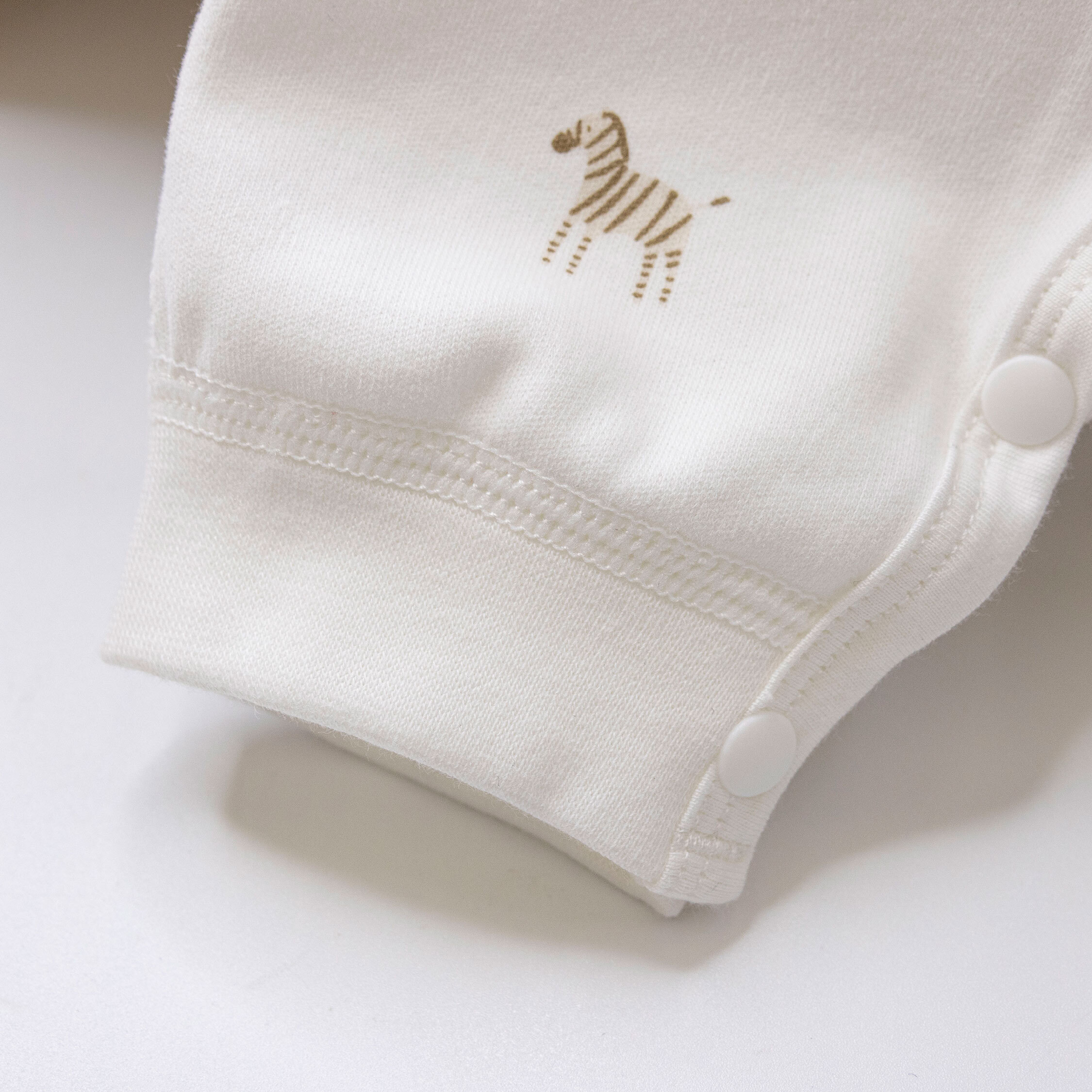 純淨系列【T3059】滿版綠洲斑馬親膚長袖連身衣