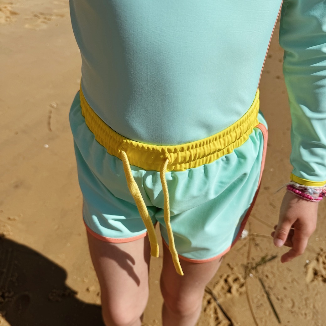綠松石藍 | 海廢再生 抗UV兒童防曬游泳短褲