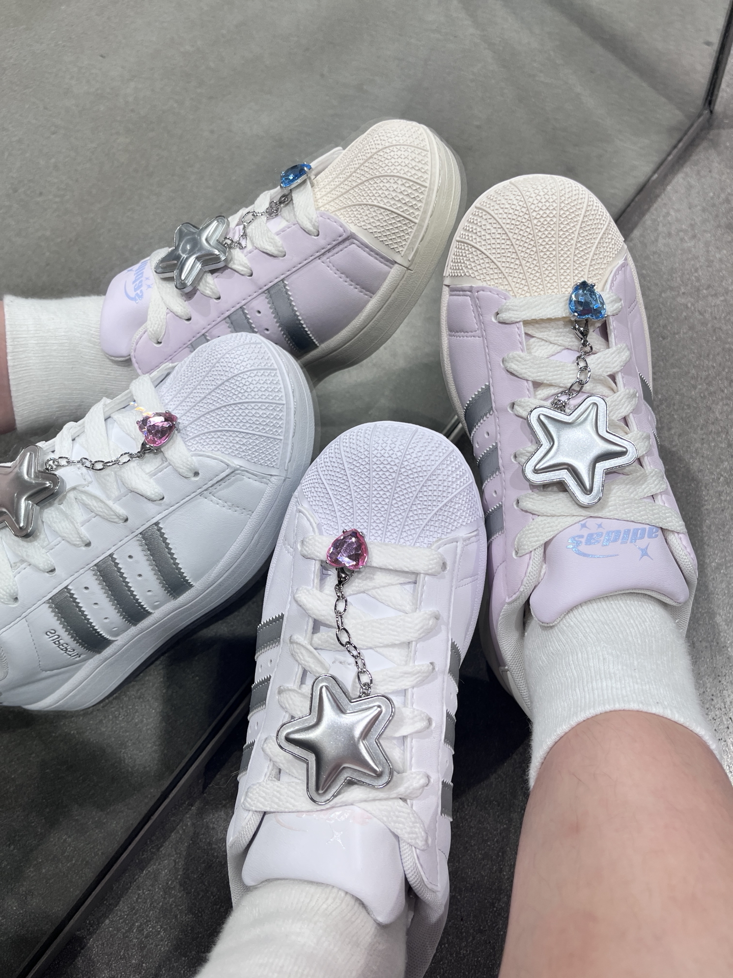 Adidas Originals Superstar 2.0 粉紫色 白色 銀色 Y2K 水鑽吊飾 貝殼頭 女款 JQ8766 JQ8777/預購