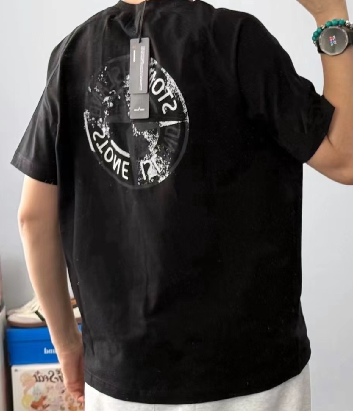 STONE ISLAND  反光Logo 黑色短袖Tee