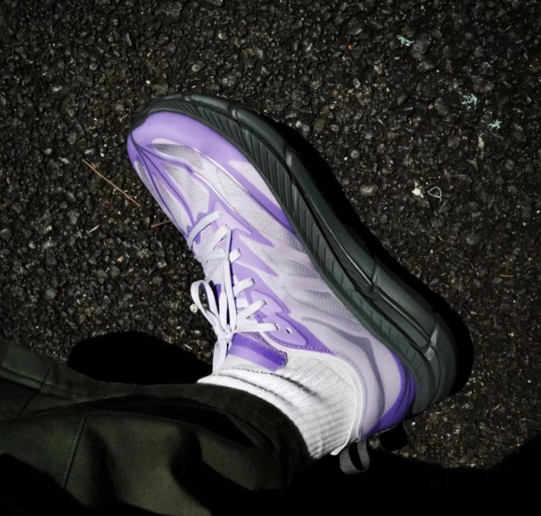 HOKA Mafate Speed 4 Lite 紫黑休閒跑鞋 戶外風