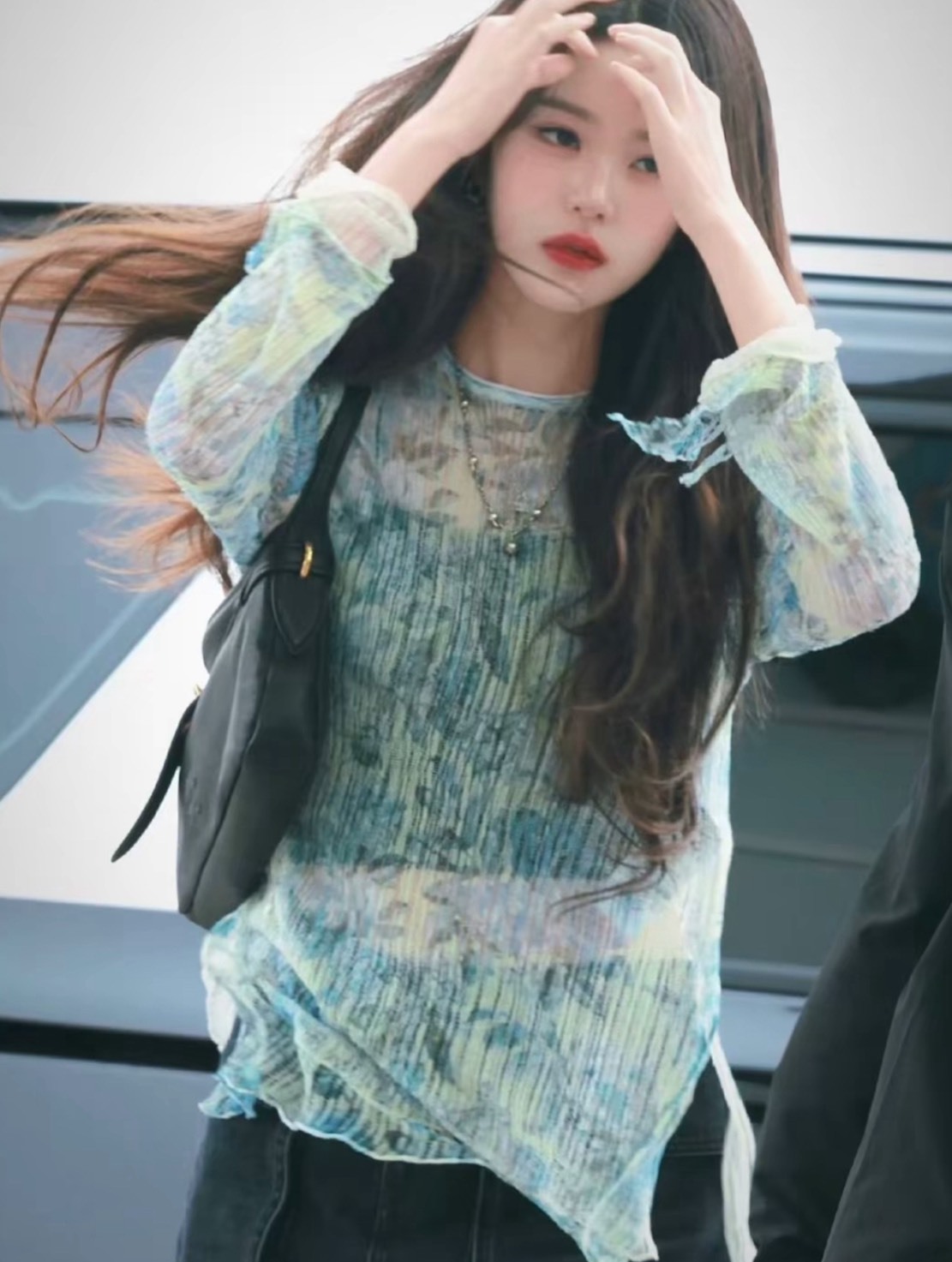 DIESEL 花卉針織長袖 淺藍款 張員瑛同款