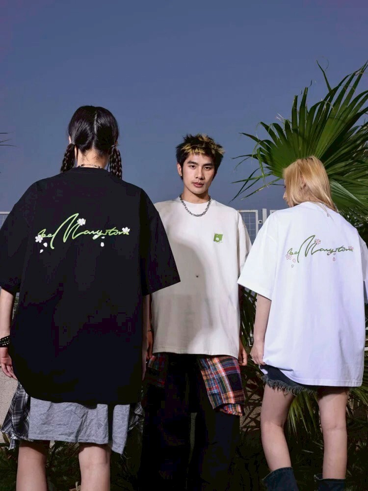 MANYS 美式 小圖案 英文設計感 上衣 #短袖