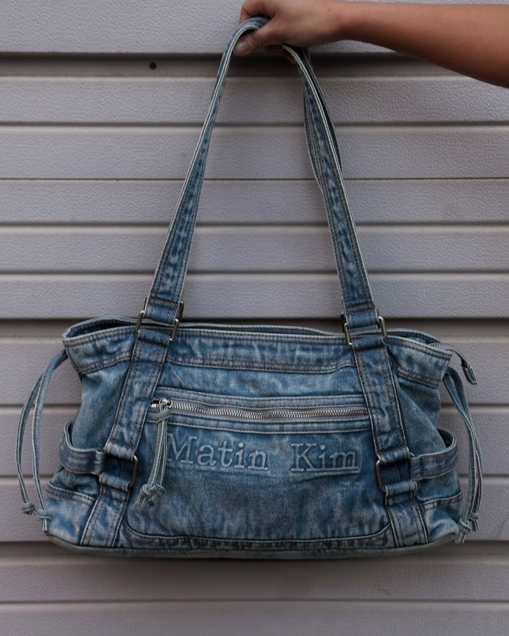 ★Matin Kim★MATIN WASHED DENIM SQUARE BAG ⠀ 25 Summer New Denim Bag is COMING!!🐬👖🌀💙 - MATIN