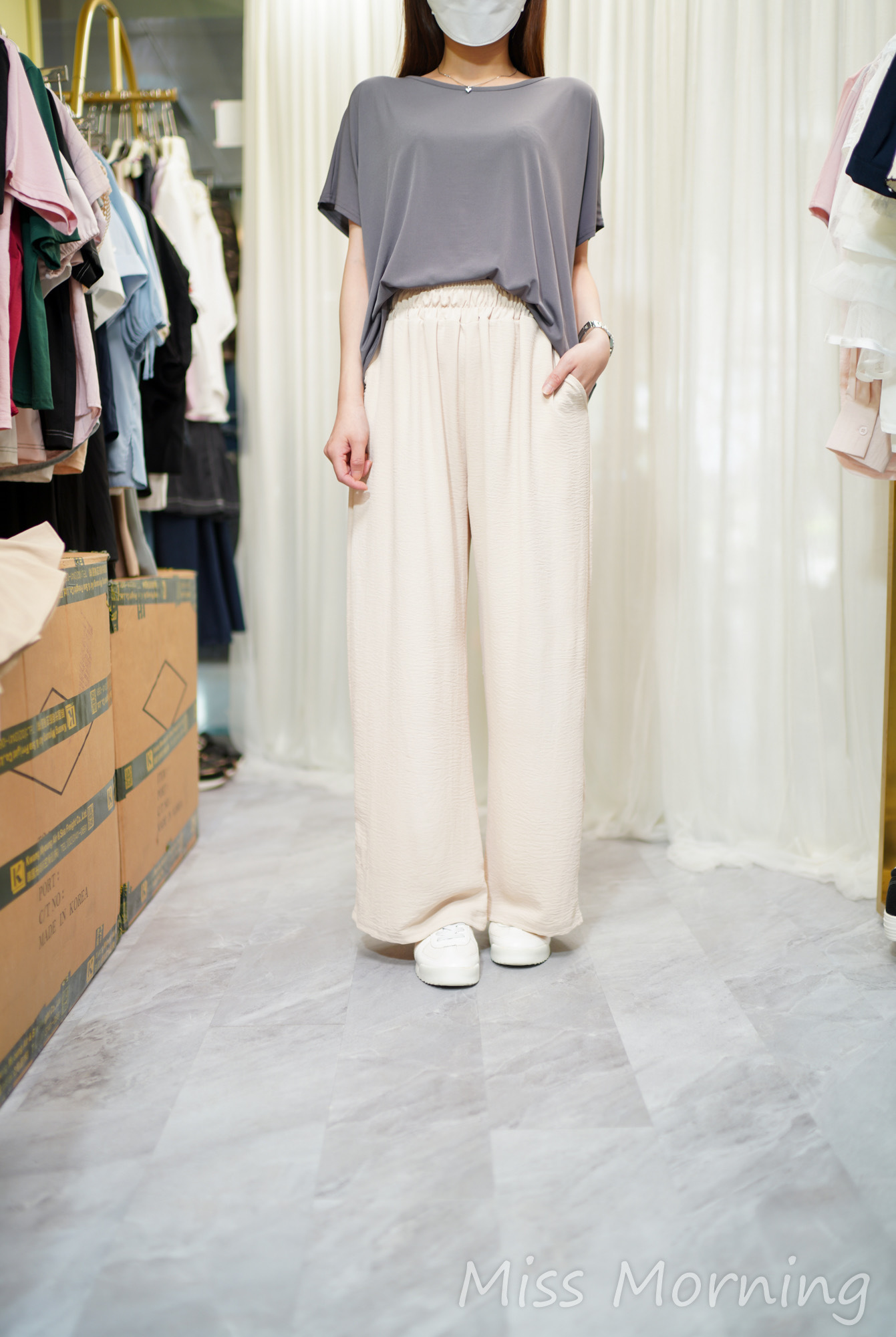 滑身料後面有亮點上衣(14624)&太涼快唔揀人著寬褲(33965)