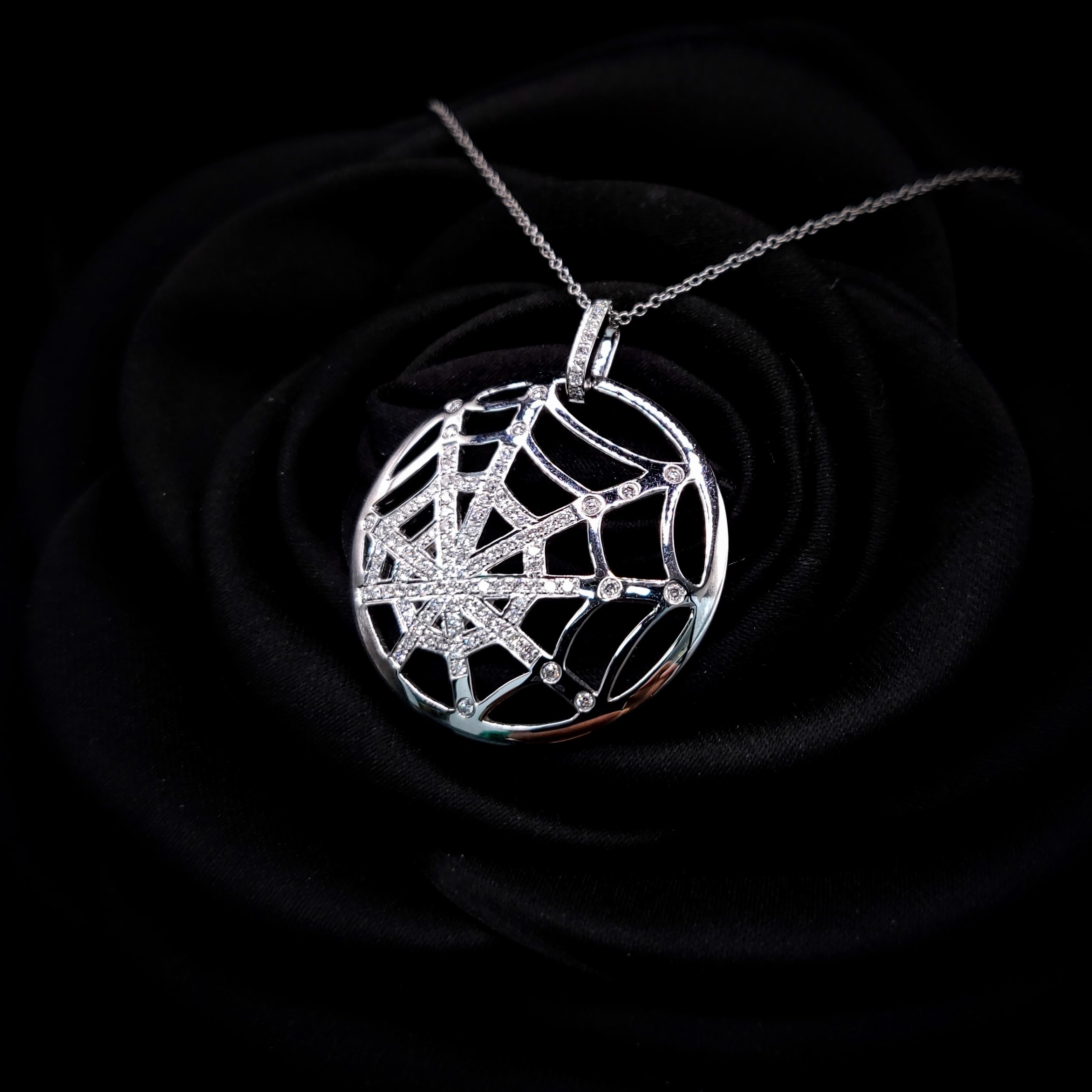 全新18K白金48份鑽石吊墜