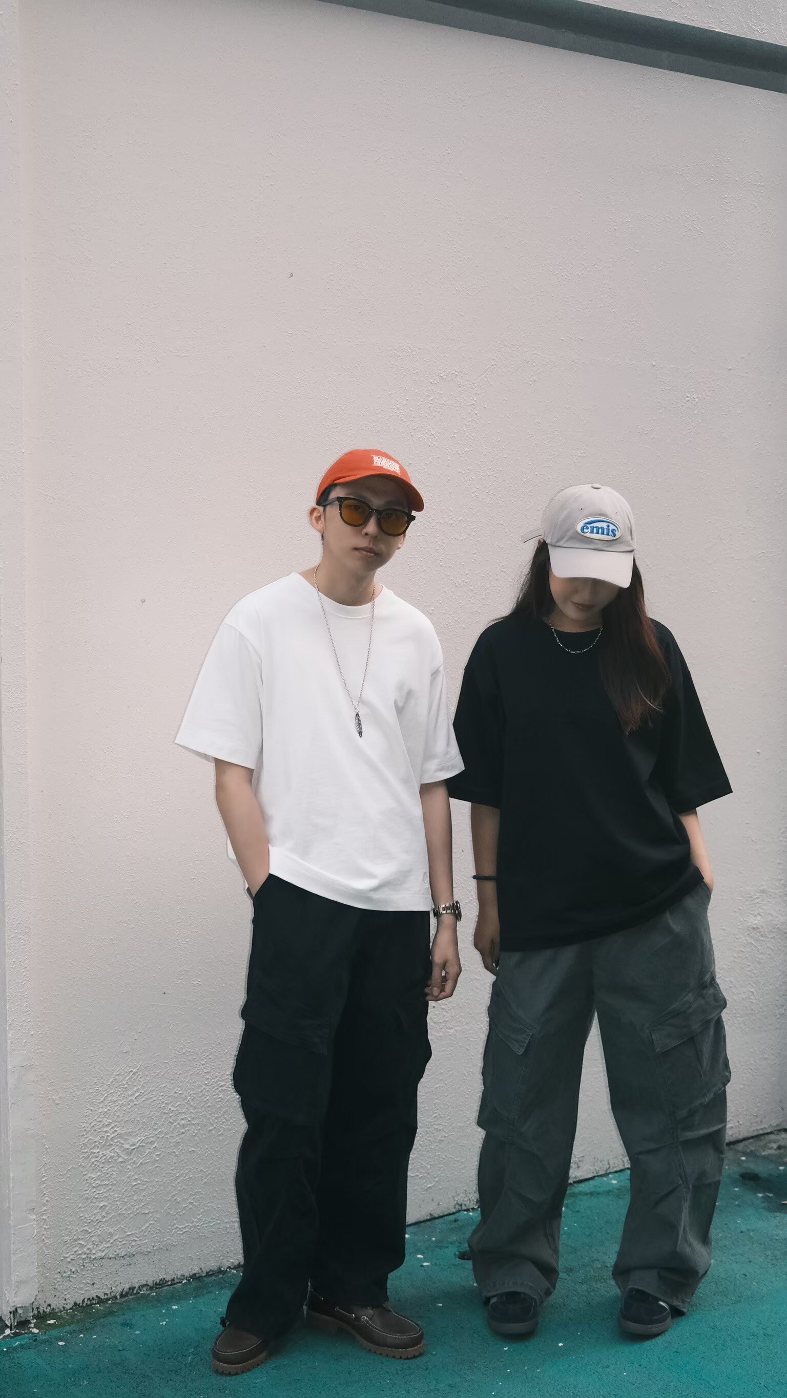 素面寬短版上衣