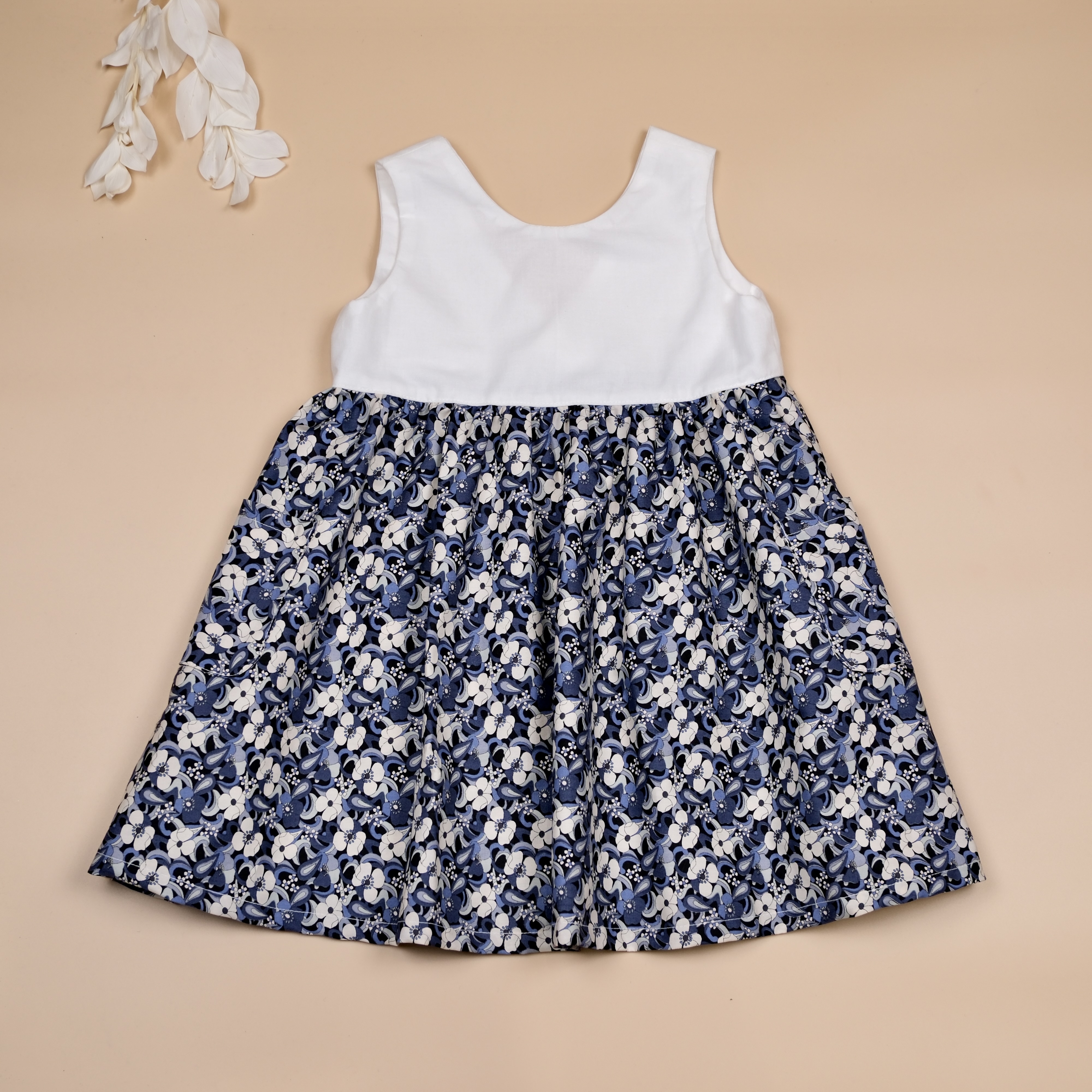 花語小日子Flower Days ❀ 星空小花 ❀ 手作女童無袖洋裝