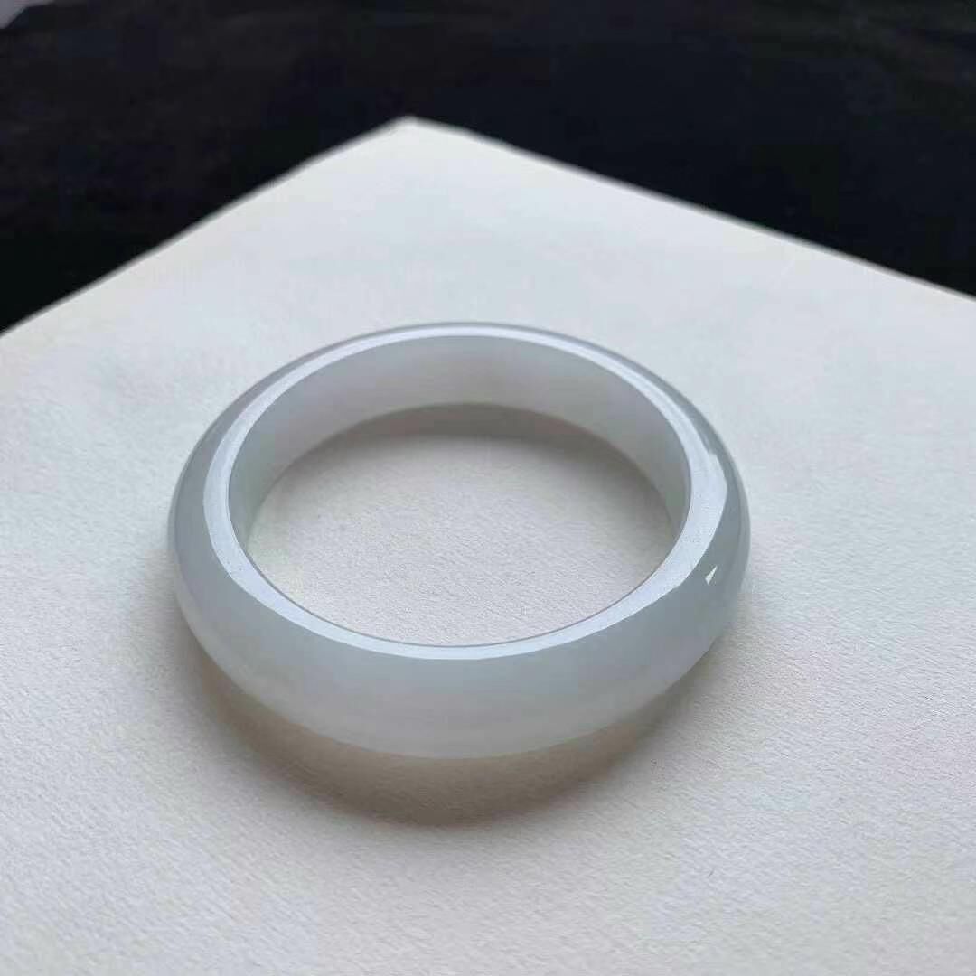 5195665 57.6mm冰白翡翠正圈手鐲 (56-58)