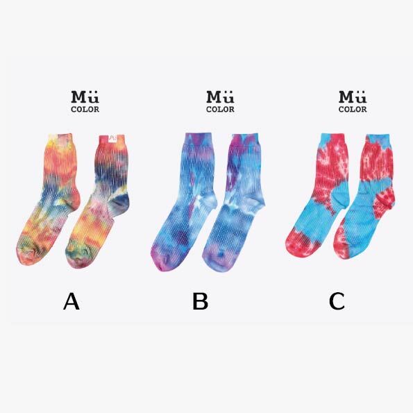 慕慕卡樂 / 渲染中筒襪