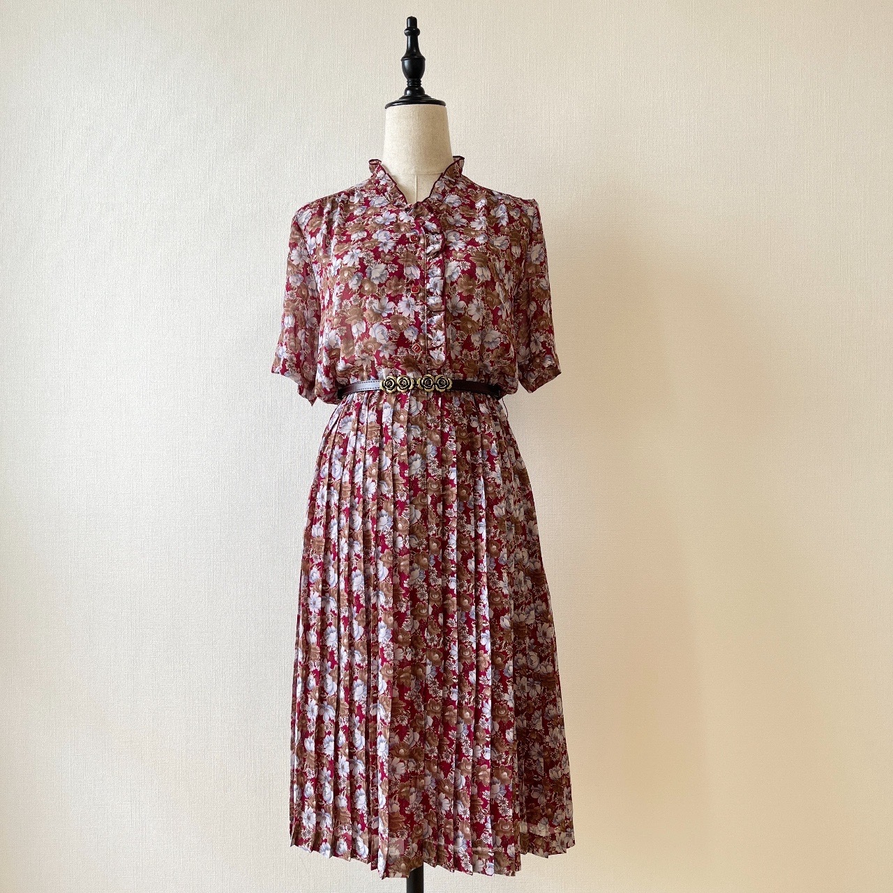 酒紅色Ruffle領雪紡質大花連身裙