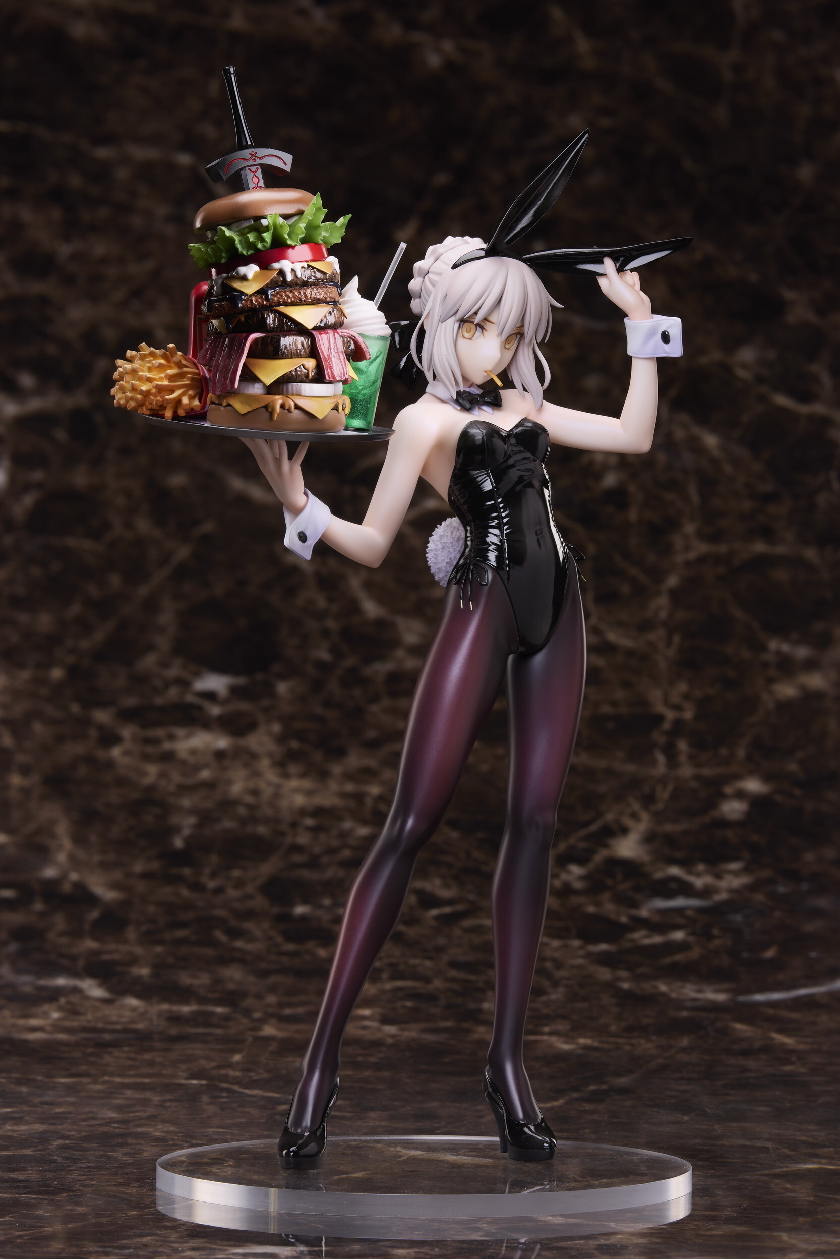 Fate/Grand Order Saber/阿爾托莉雅·潘德拉貢 (Alter) 兔女郎 Ver. "Fate/Grand Order" Saber / Altria Pendragon (Alter) Bunny Ver. 1/7 Scale Figure 