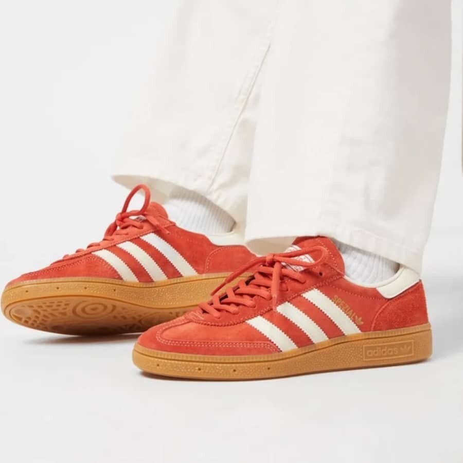 【OWN】Adidas Handball Spezial 球鞋 德訓鞋 麂皮 復古 休閒鞋 不分男女 橘紅 IG6191