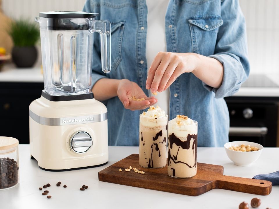 Powerful and durable, the KitchenAid Stand Blender blends, purees, and crushes with ease.