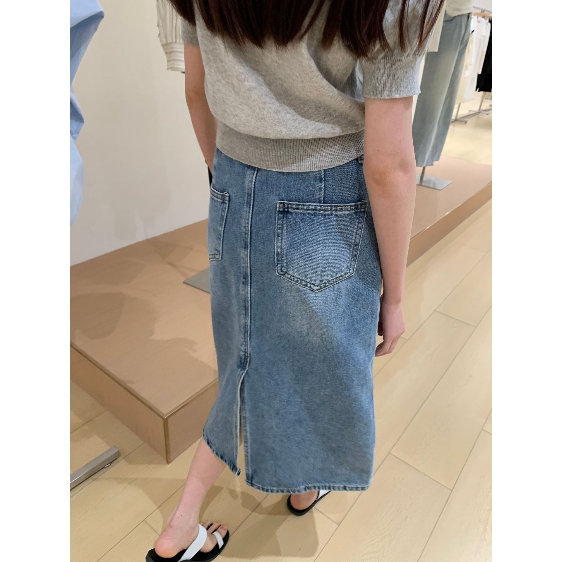 6W27 率性復古風水洗九分牛仔裙 一色