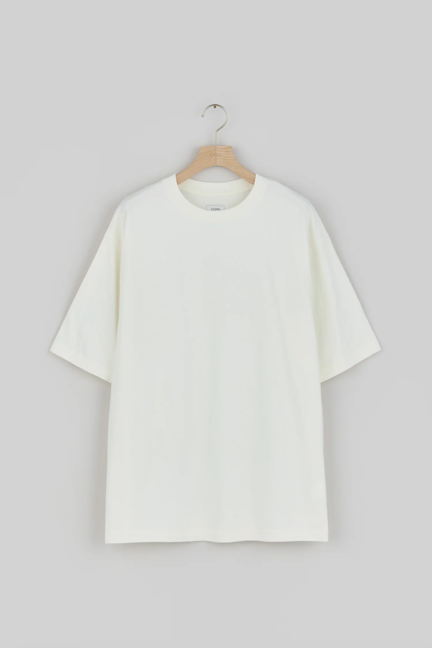 CIOTA SHORT SLEEVE T-SHIRT (4色)
