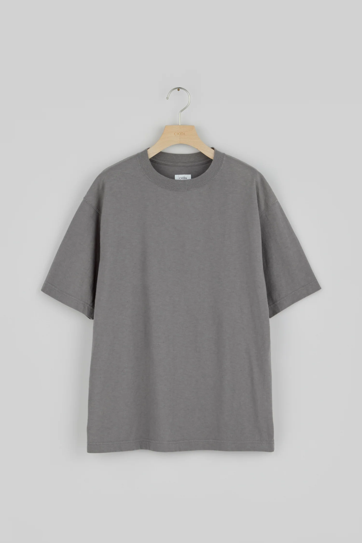 CIOTA SHORT SLEEVE T-SHIRT (4色)