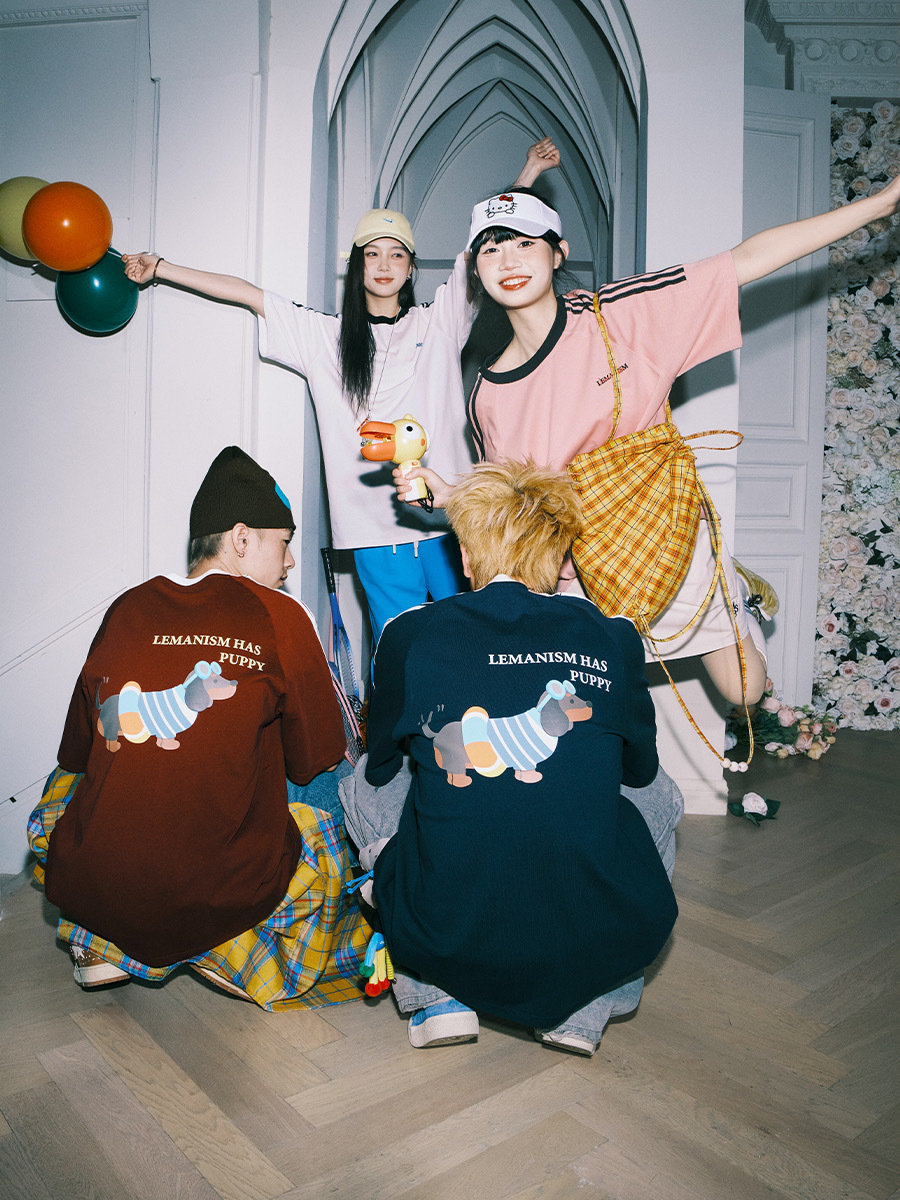 LEMANISM 三線 臘腸狗刺繡 寬鬆短袖