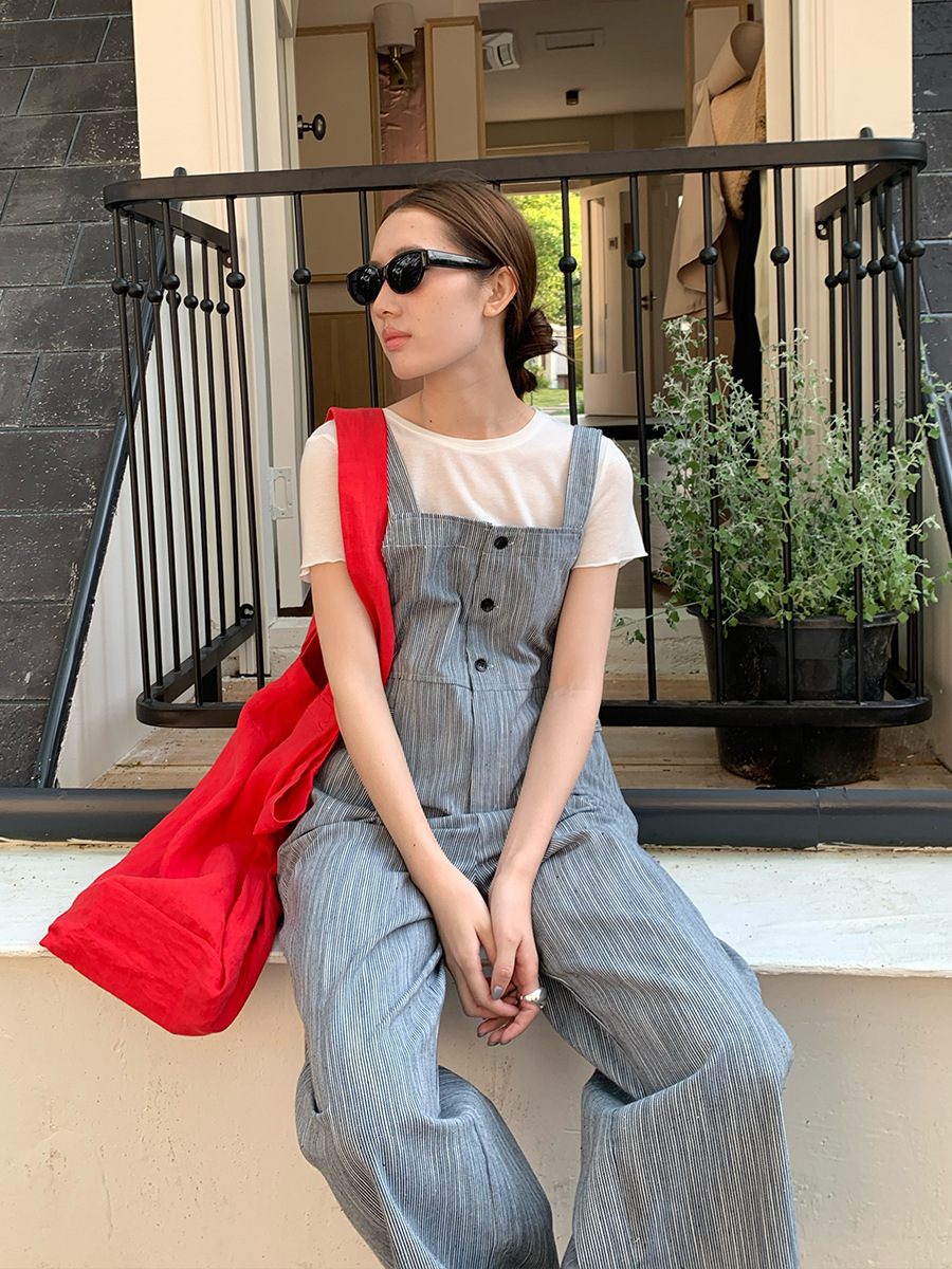 6W23 休閒減齡感直條紋吊帶褲 兩色