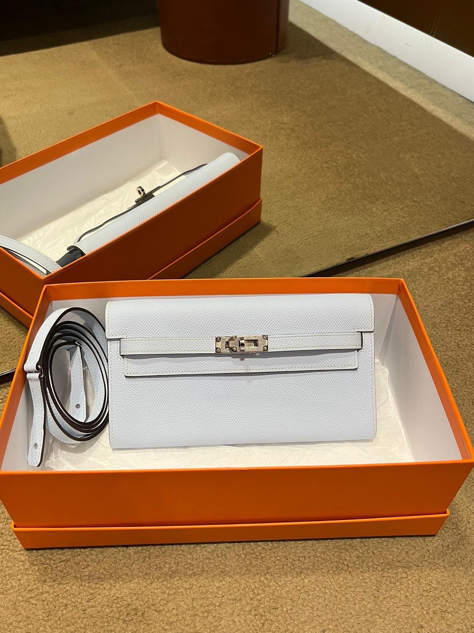 Kelly to go T0 bleu brume ck epsom Y （二手 95% new)