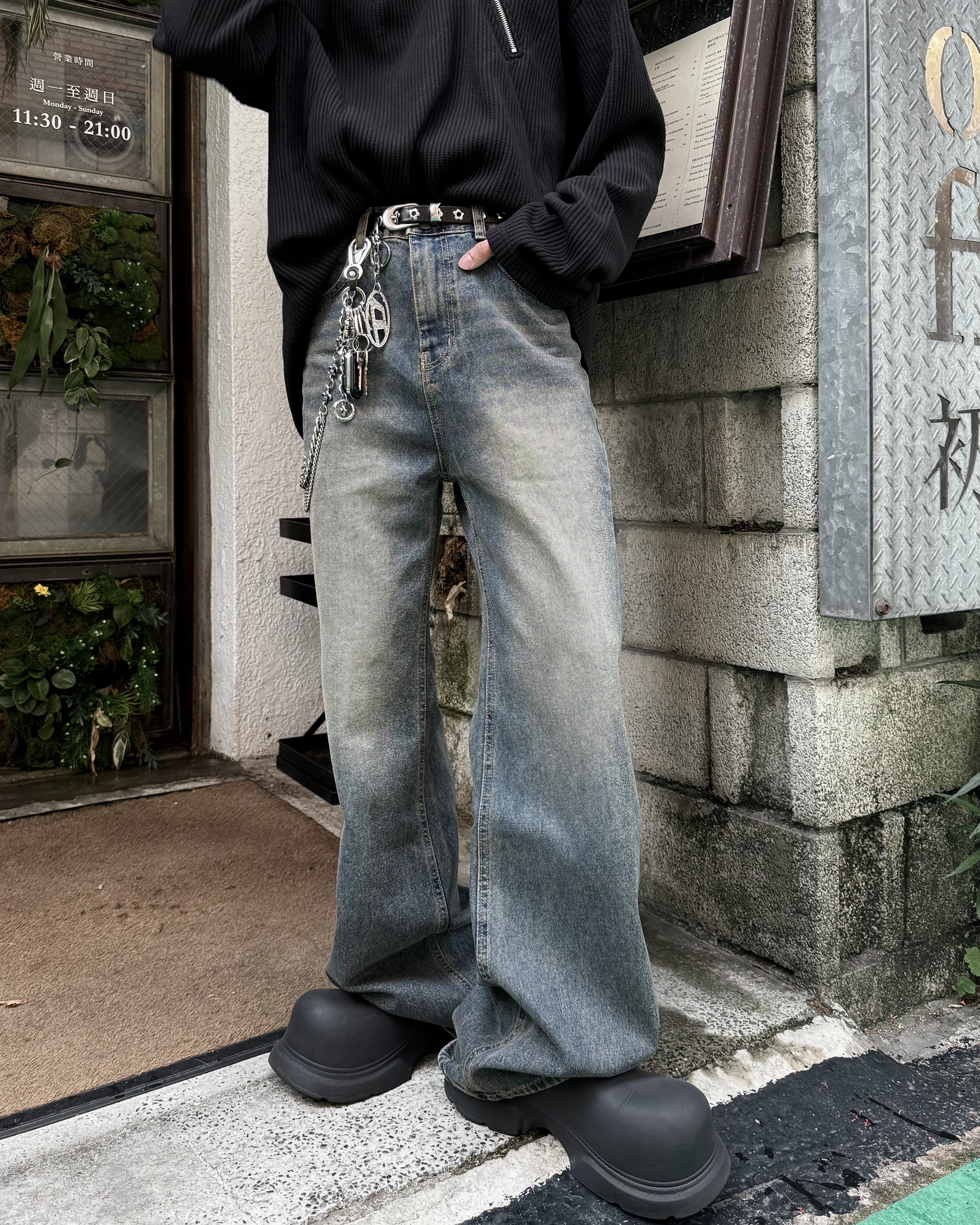 𝐇·𝐓·𝐒 韓國 喇叭主義 復古水洗 做舊 微喇叭 落地 寬版 牛仔長褲